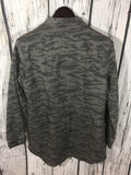 Men’s Oakley Camo Jacket Medium Button up