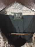 Men’s Oakley Camo Jacket Medium Button up