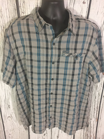 Men’s XL Columbia Button Up Shirt SS Plaid Hiking