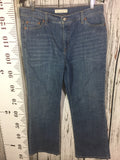 Women’s (16) Medium Levi’s Boot Cut 512 Jeans Pants